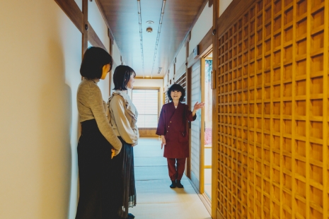 A staff member will guide you to a private room. There are 5 private rooms.