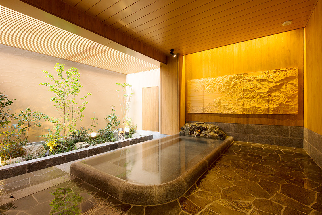 浴室のデザイン～壁画に囲まれた大浴場と露天風呂～2